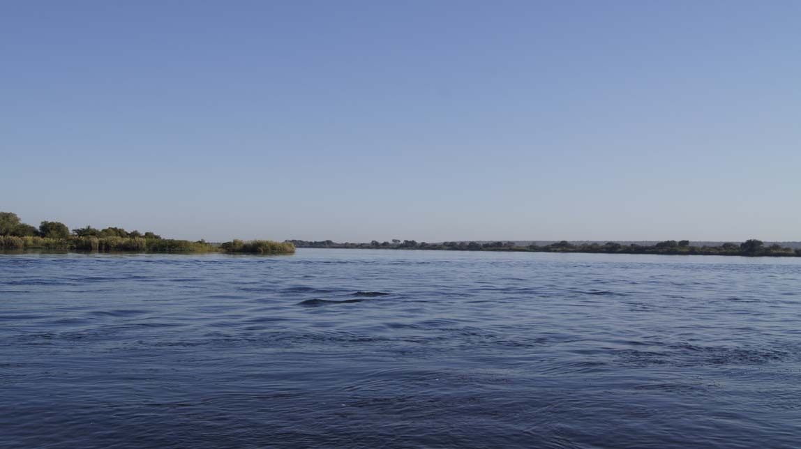 border at the river