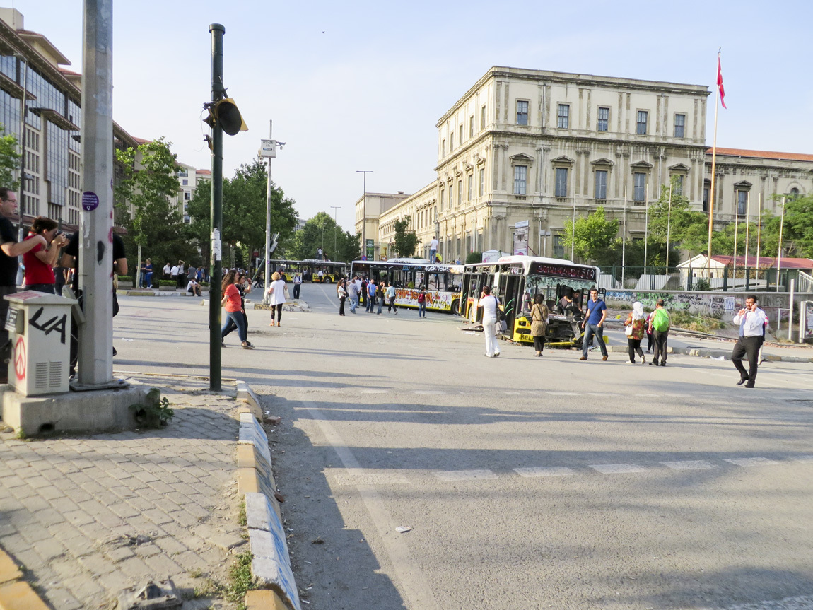 Taksim Square buses