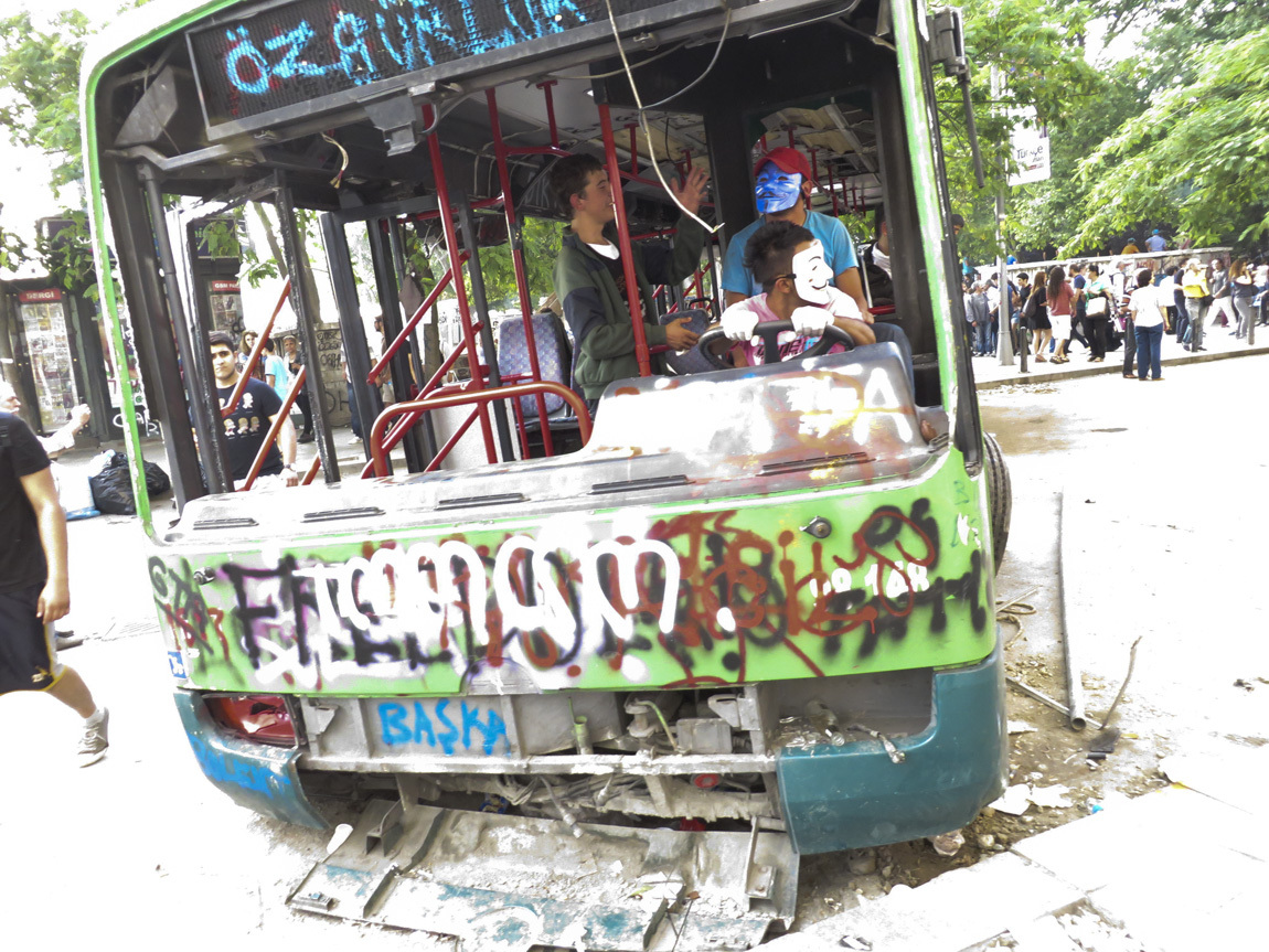 Taksim Square bus