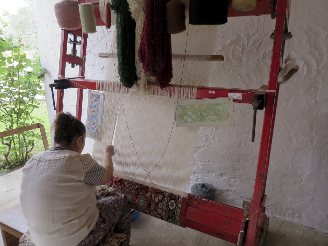 weaving rugs