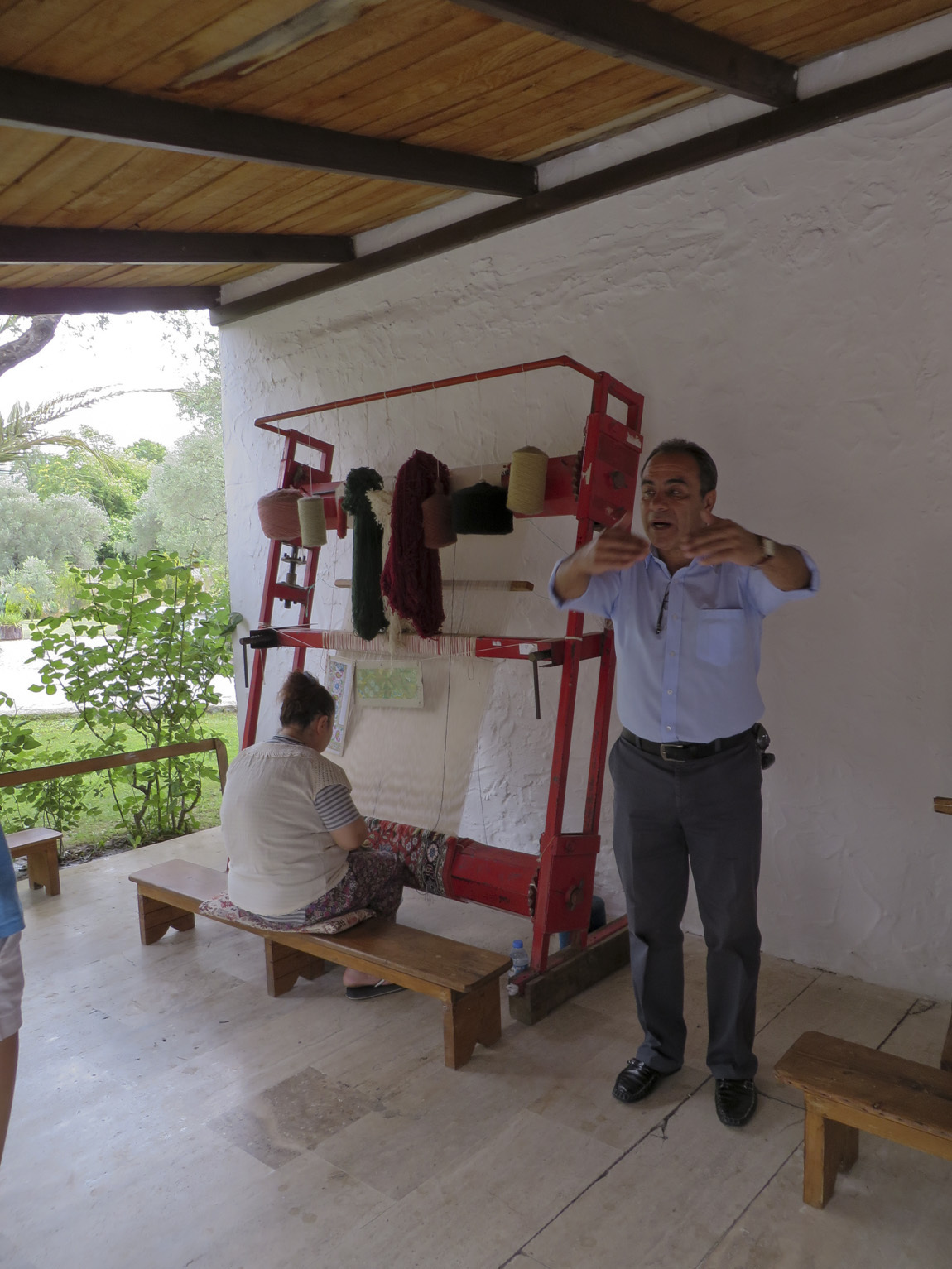 weaving rugs